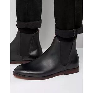 Hudson London Chelsea Boot Pull On Ankle in Black Leather Size 40 US 7